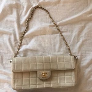 Chanel shoulder bag
